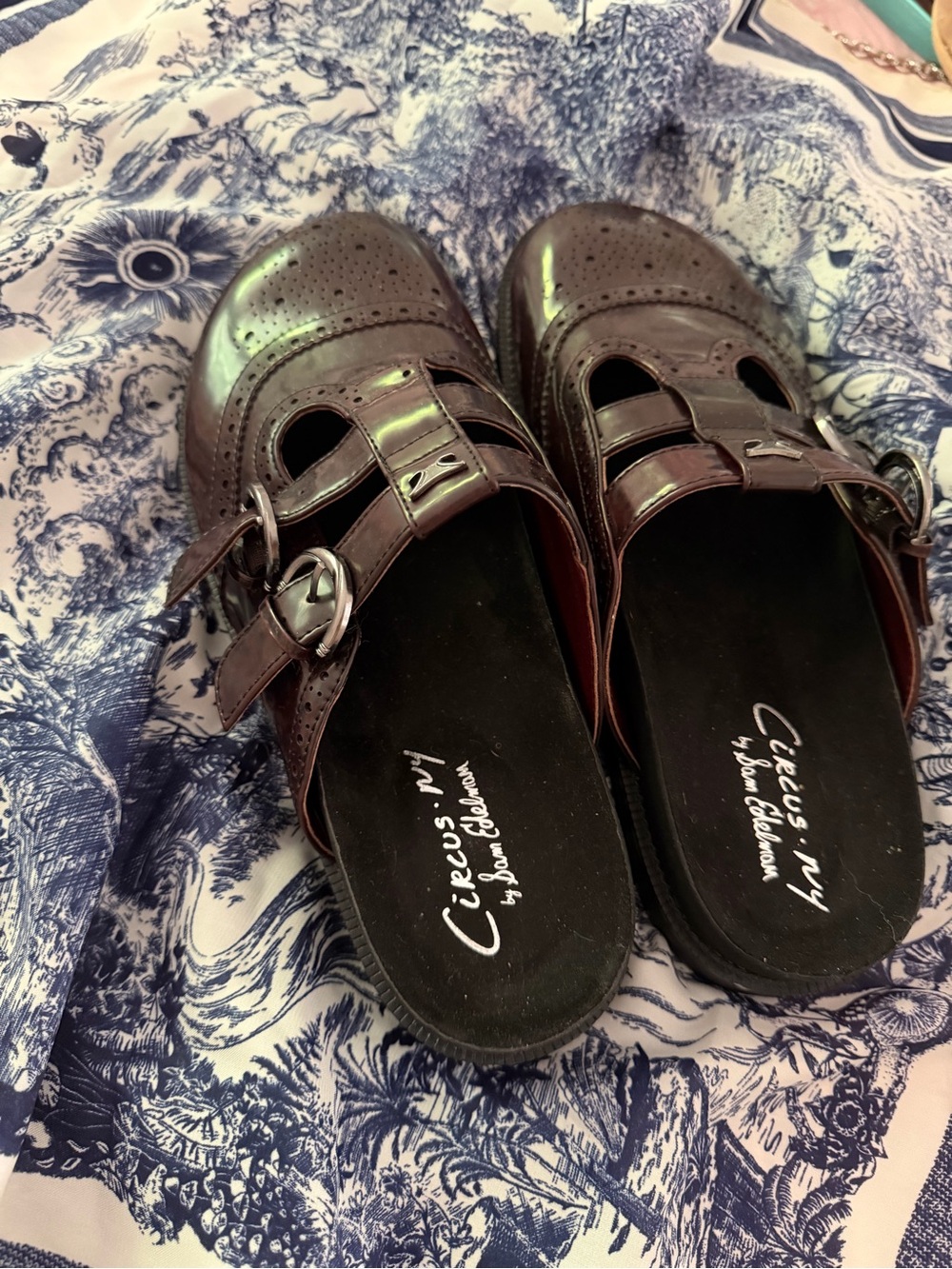 Circus by Sam Edelman Kids' Burgundy Patent Mary Janes with Buckle